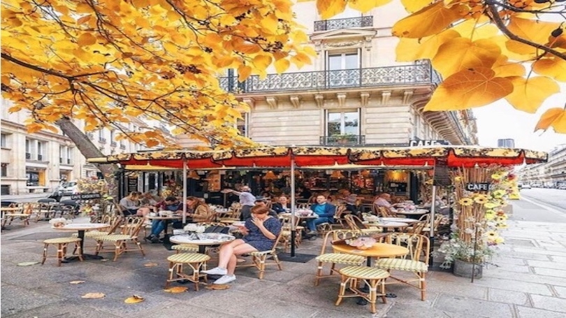 French cafe